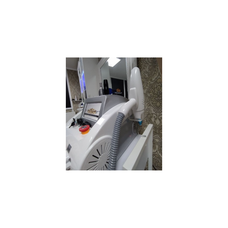 Tattoo-Entfernungsmaschine Q-switch...